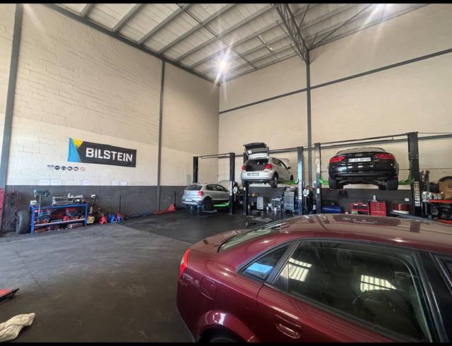 342M² WORKSHOP TO LET IN STIKLAND INDUSTRIAL